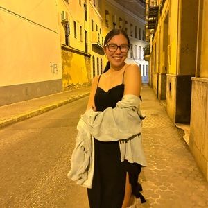 Meet your Posher, Alia